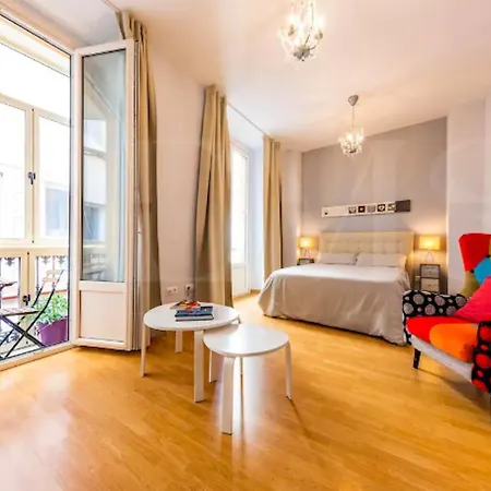 Holidays2malaga Capitan Renovated With Patio & Balconies In The Center Apartamento Málaga