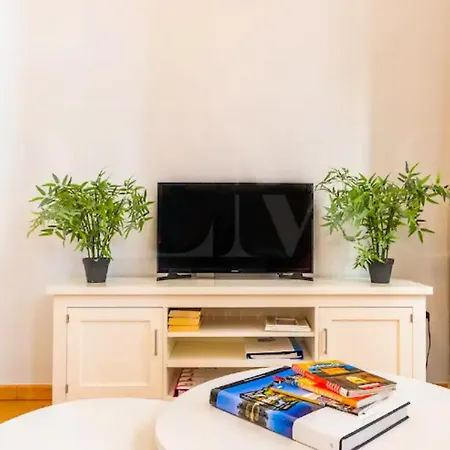 Holidays2malaga Capitan Renovated With Patio & Balconies In The Center Apartment *