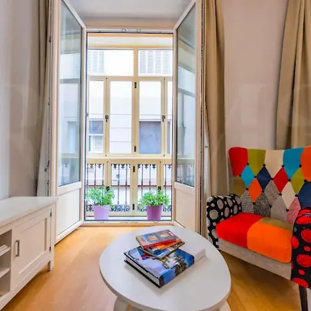 Holidays2malaga Capitan Renovated With Patio & Balconies In The Center Apartment *