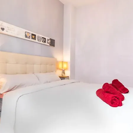Holidays2malaga Capitan Renovated With Patio & Balconies In The Center Apartment *